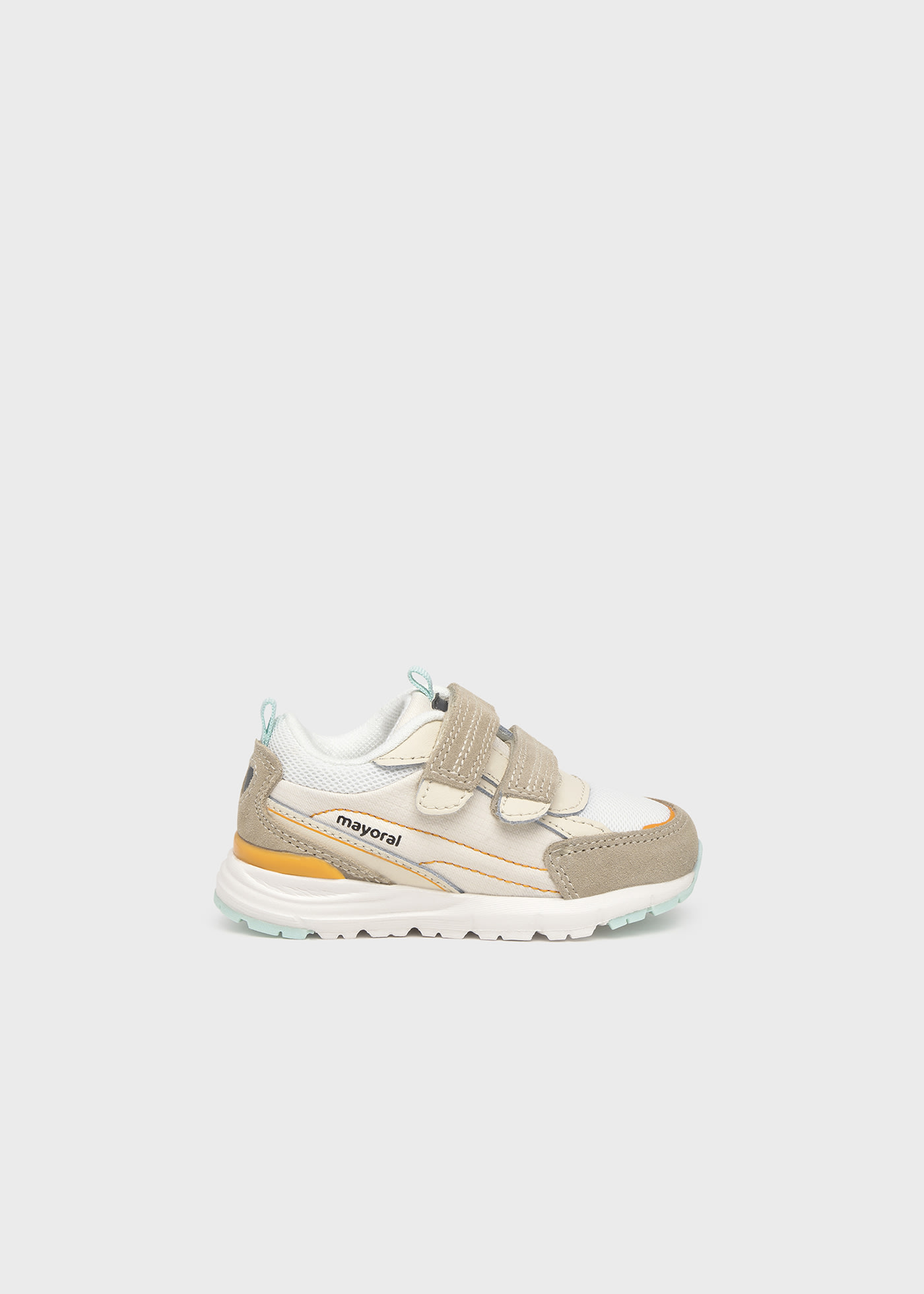 Baby trainers with serrated soles